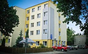 Hostel 24